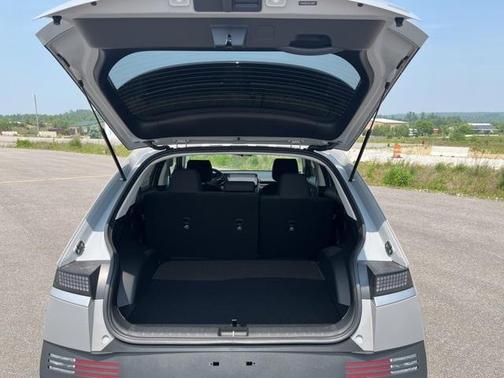 2025 Hyundai IONIQ 5 SE