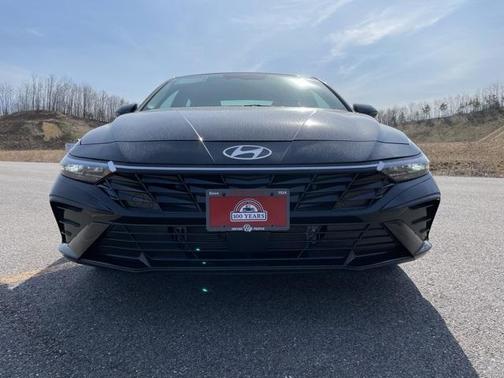 2025 Hyundai ELANTRA HEV Limited