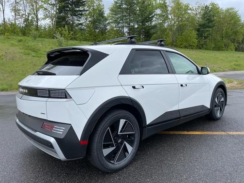 2025 Hyundai IONIQ 5 SEL
