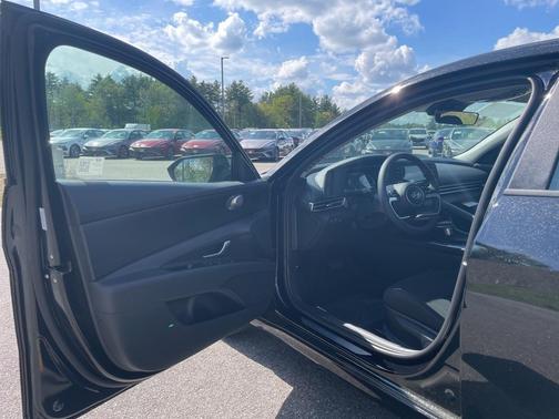 2025 Hyundai ELANTRA HEV Blue