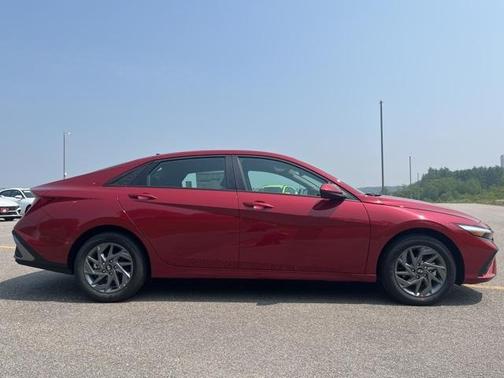 2025 Hyundai ELANTRA HEV Blue