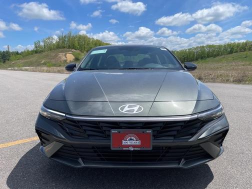 2025 Hyundai ELANTRA HEV SEL Sport