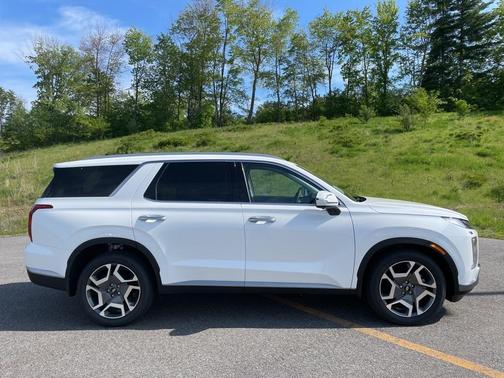 2025 Hyundai PALISADE SEL Premium