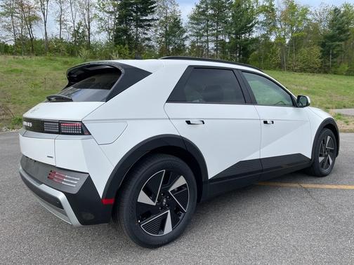 2025 Hyundai IONIQ 5 SEL