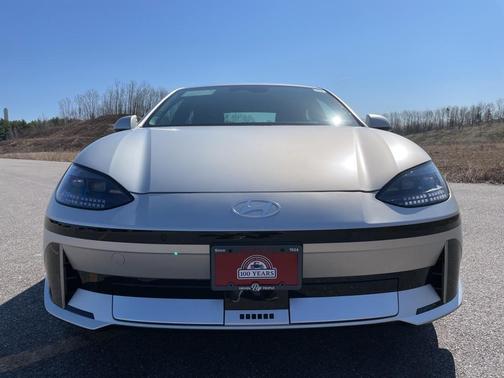 2025 Hyundai IONIQ 6 SEL