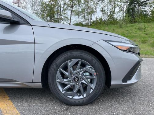 2025 Hyundai ELANTRA HEV Blue