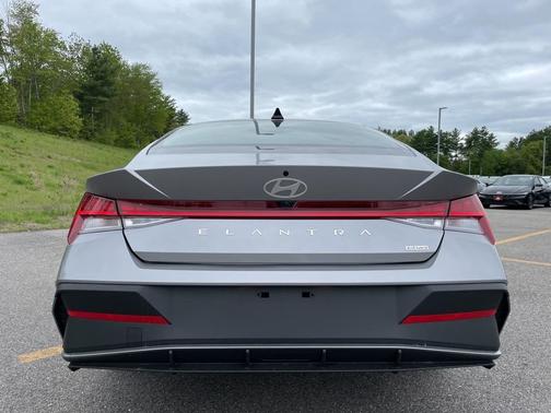 2025 Hyundai ELANTRA HEV Blue