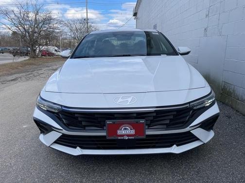 2025 Hyundai ELANTRA HEV Limited