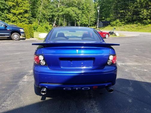 2006 Pontiac GTO Base