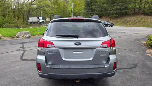 2011 Subaru Outback 2.5i Limited