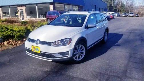 2017 Volkswagen Golf Alltrack TSI S