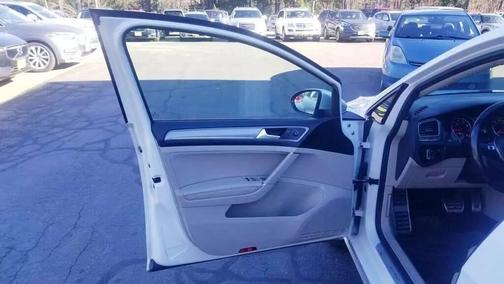 2017 Volkswagen Golf Alltrack TSI S
