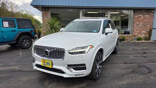 White 2020 Volvo XC90 T6 Inscription 7 Passenger