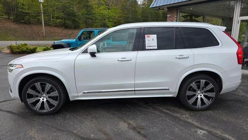 White 2020 Volvo XC90 T6 Inscription 7 Passenger