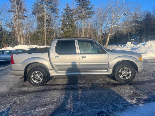 2004 Ford Explorer Sport Trac XLT