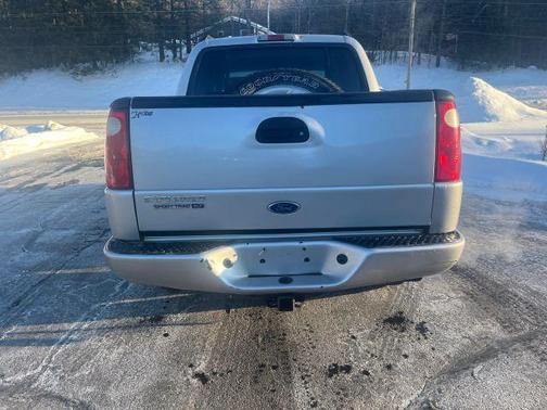 2004 Ford Explorer Sport Trac XLT