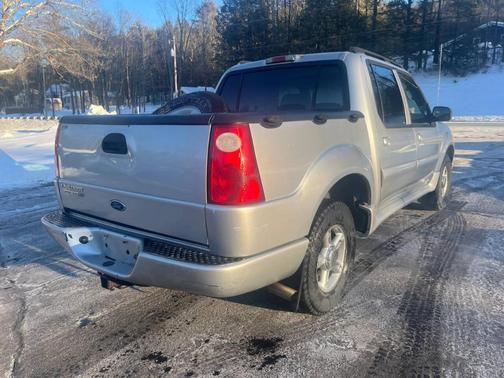 2004 Ford Explorer Sport Trac XLT