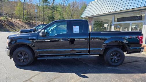 Black 2018 Ford F-150 XLT
