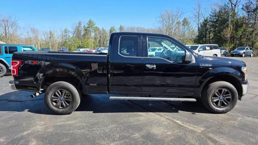 Black 2018 Ford F-150 XLT