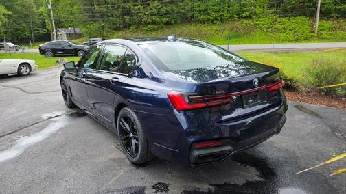 Blue 2021 BMW 750 i xDrive