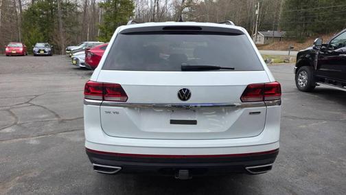 Pure White 2021 Volkswagen Atlas 3.6L SE w/Technology