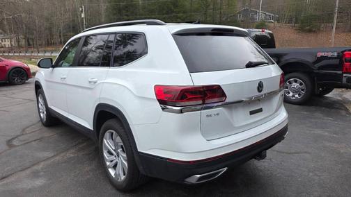 Pure White 2021 Volkswagen Atlas 3.6L SE w/Technology