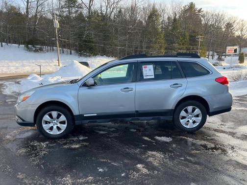 2012 Subaru Outback 2.5i Limited