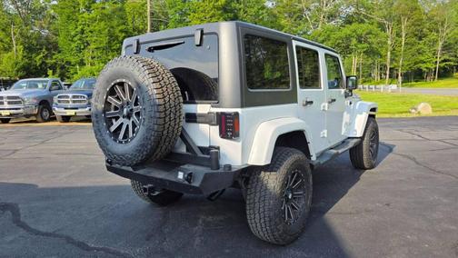 2012 Jeep Wrangler Unlimited Sahara