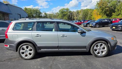 2010 Volvo XC70 3.2