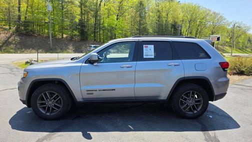 2016 Jeep Grand Cherokee Laredo