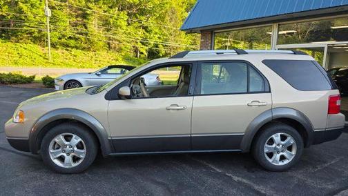 Beige 2007 Ford Freestyle SEL