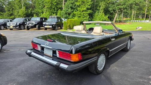 1989 Mercedes-Benz SL-Class 560SL
