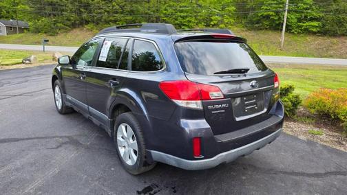 2010 Subaru Outback 2.5i Premium