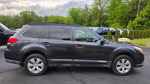2010 Subaru Outback 2.5i Premium