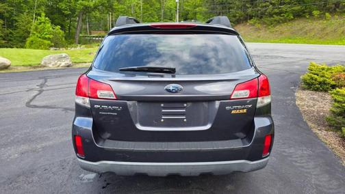 2010 Subaru Outback 2.5i Premium