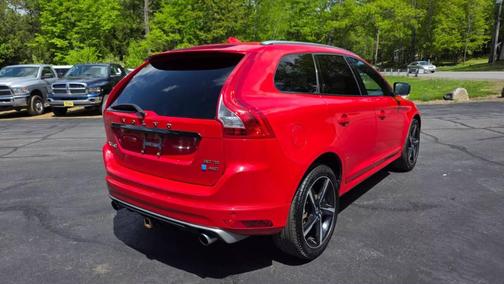 2016 Volvo XC60 T6 R-Design Platinum