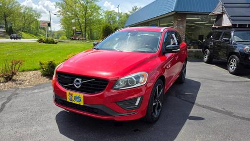 2016 Volvo XC60 T6 R-Design Platinum