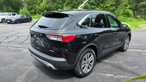 Black 2022 Ford Escape SEL