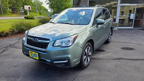 Jasmine Green Metallic 2018 Subaru Forester 2.5i Premium