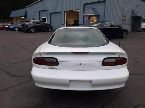 1998 Chevrolet Camaro Base