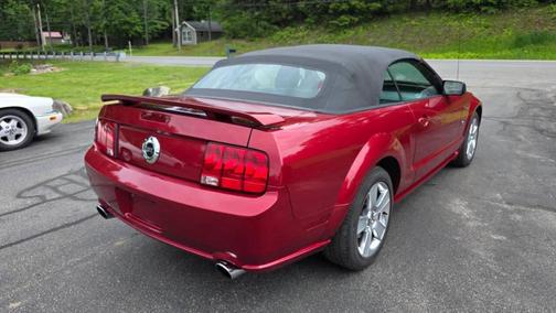 Red 2006 Ford Mustang GT
