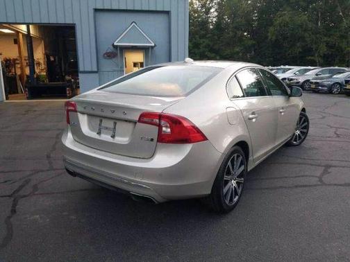 2017 Volvo S60 Inscription T5