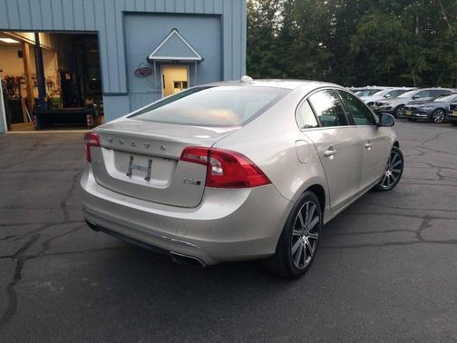 2017 Volvo S60 Inscription T5