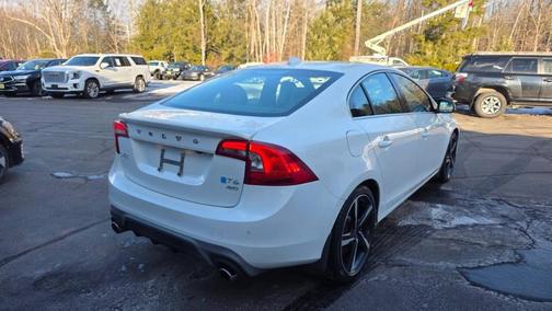 2014 Volvo S60 T6 R-Design