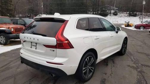 2019 Volvo XC60 T5 Momentum