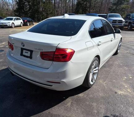 2018 BMW 330 i xDrive