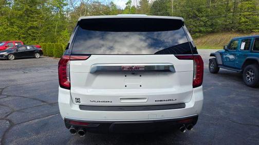 White 2024 GMC Yukon XL Denali