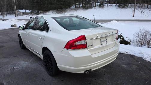 2010 Volvo S80 V8