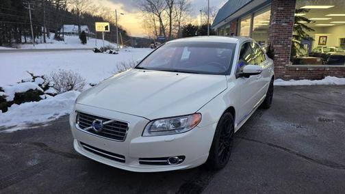 2010 Volvo S80 V8