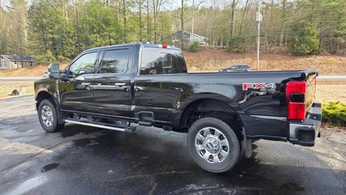 2024 Ford F-350 Lariat Super Duty